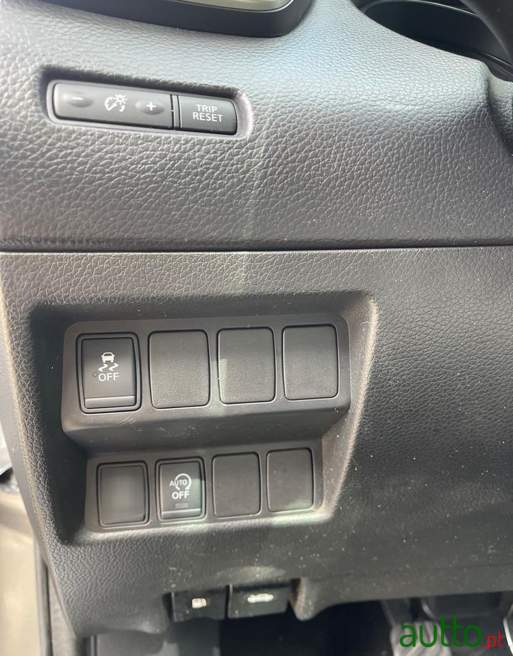 2014' Nissan Qashqai photo #2