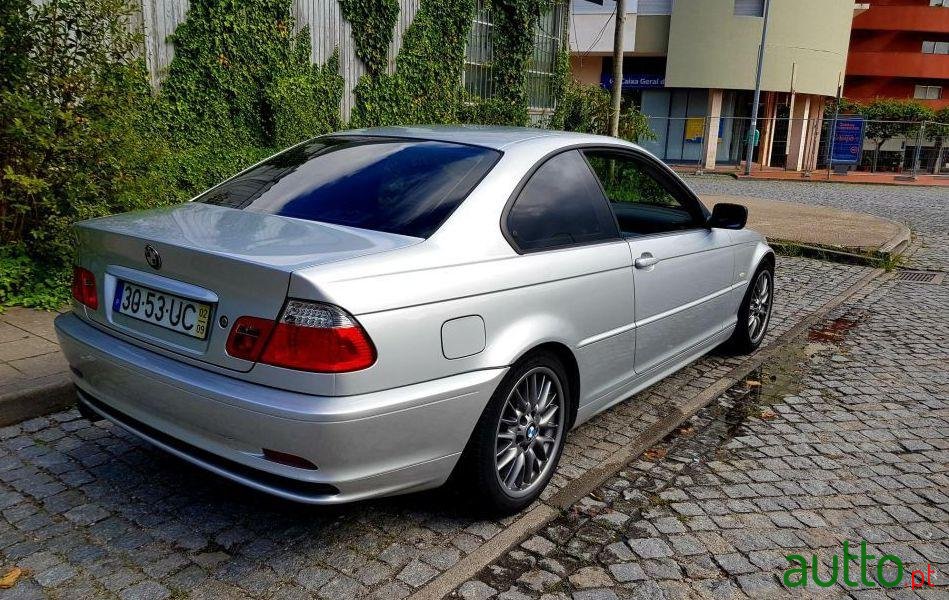 2002' BMW 318 photo #4