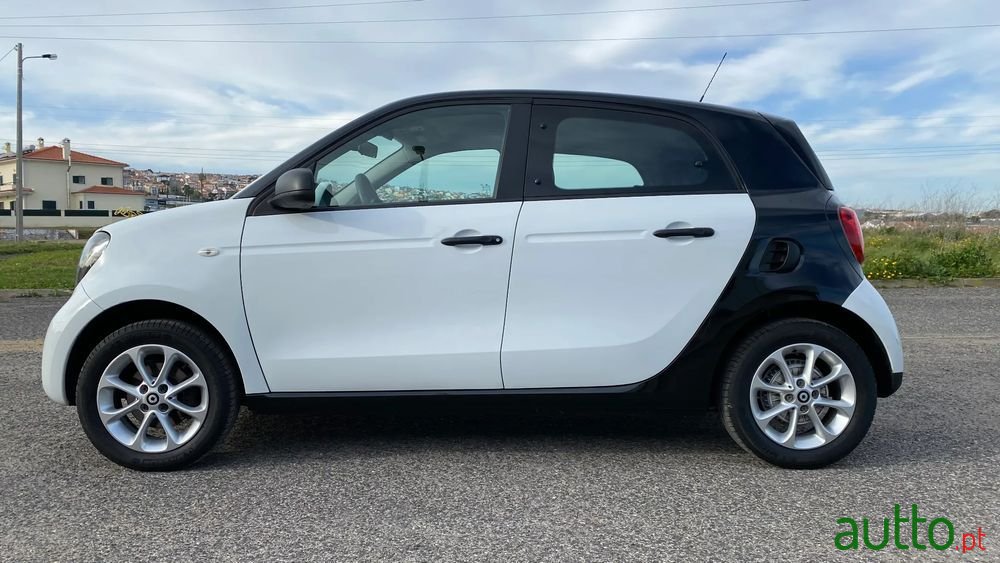 2018' Smart Forfour 1.0 Passion 71 photo #6