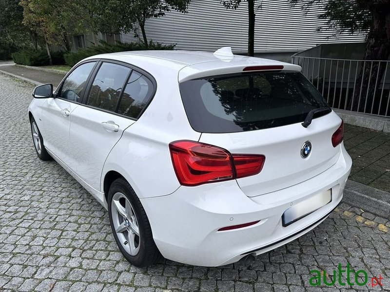 2019' BMW 116 D Line Sport photo #5