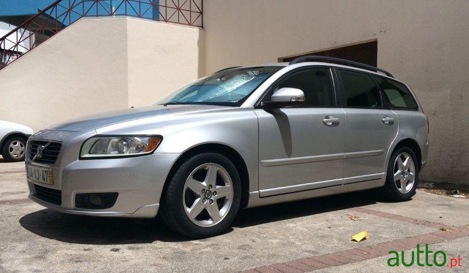 2009' Volvo V50 1.6D photo #2