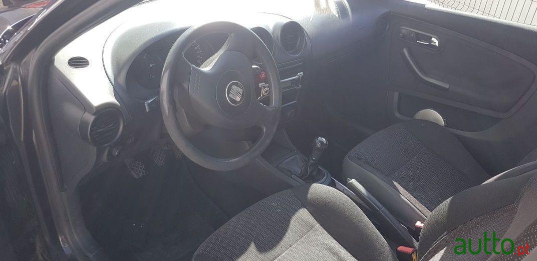 2003' SEAT Ibiza photo #3