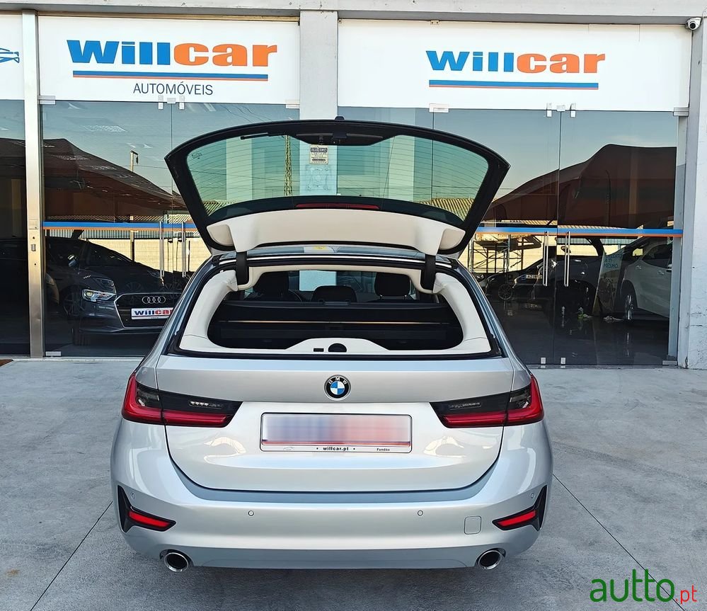 2021' BMW 320 photo #5