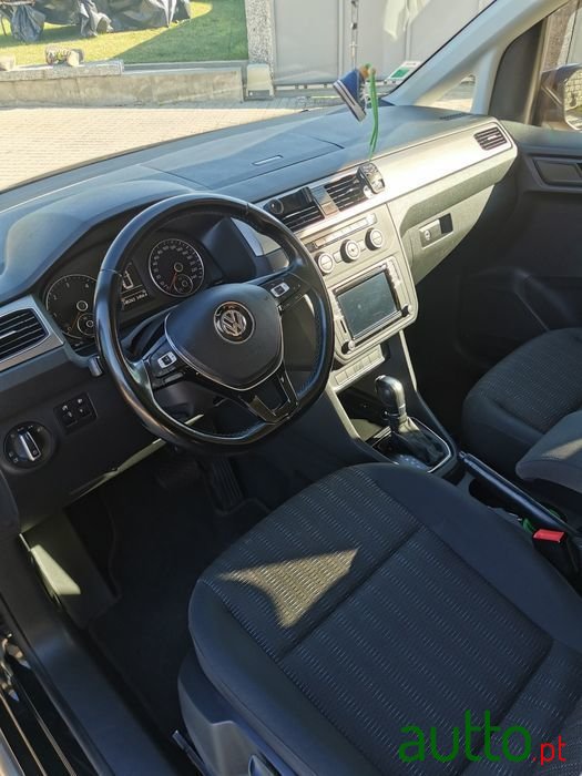 2015' Volkswagen photo #2