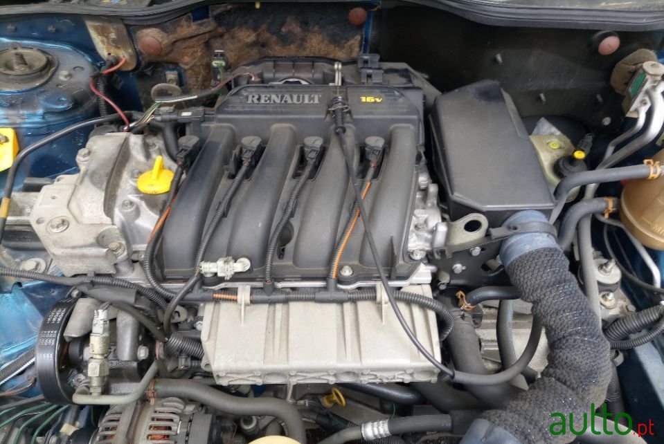1999' Renault Megane photo #4