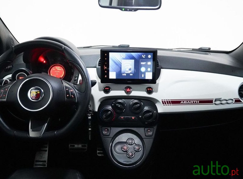 2013' Fiat 500 Abarth photo #5