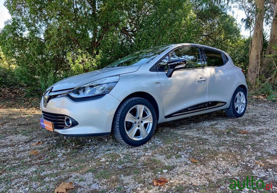 2016' Renault Clio photo #6