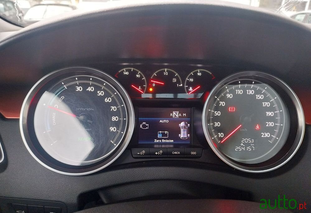 2014' Peugeot 508 RXH photo #6