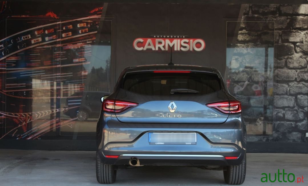 2020' Renault Clio photo #4
