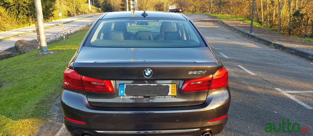 2017' BMW 520 photo #4