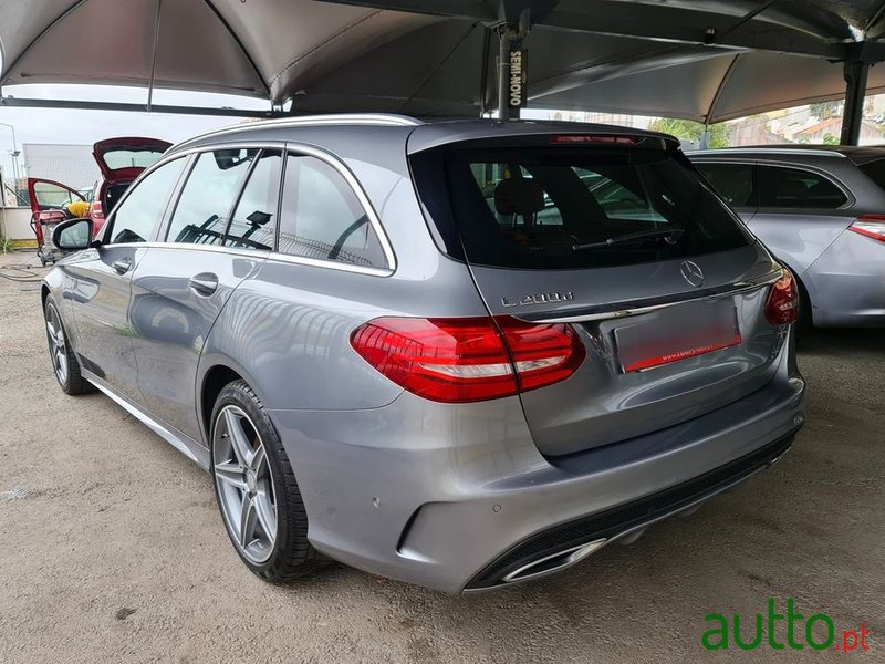 2015' Mercedes-Benz Classe C photo #2
