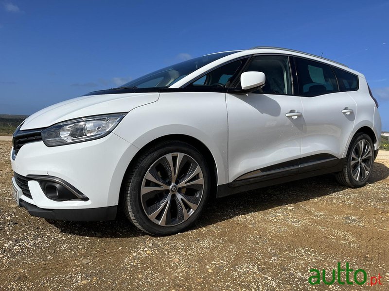 2018' Renault Grand Scenic photo #3