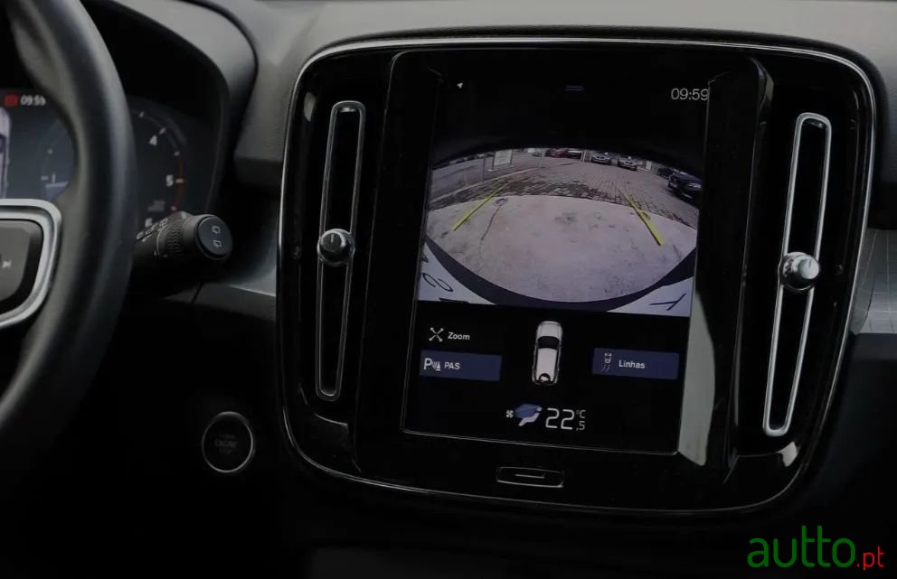 2019' Volvo Xc-40 photo #4