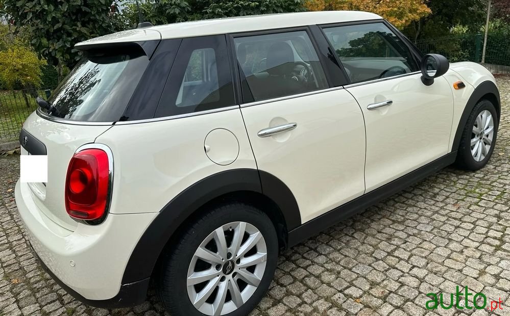 2016' MINI One Standard photo #1