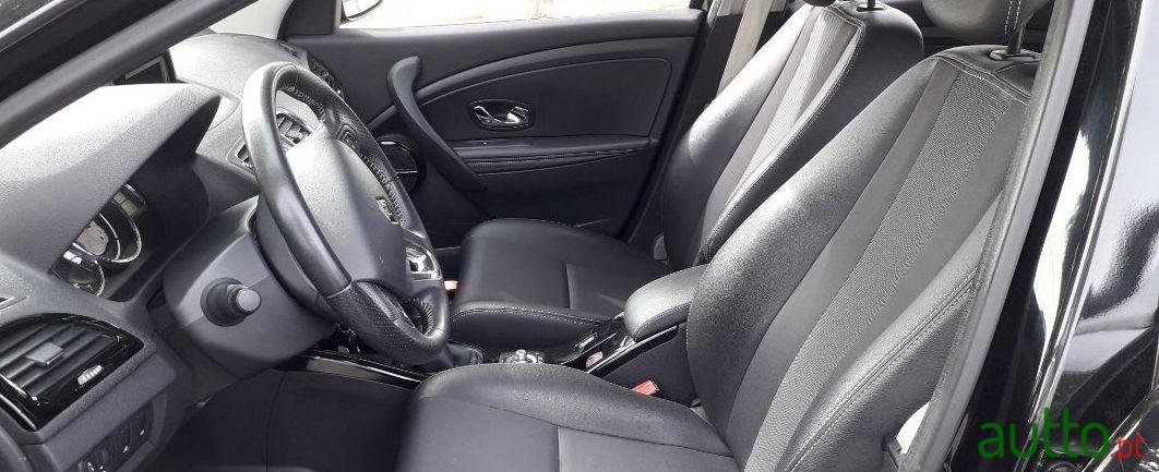 2013' Renault Megane Break photo #5