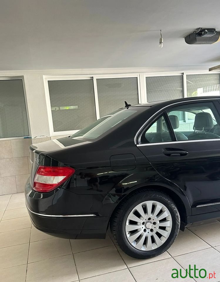 2007' Mercedes-Benz 220 photo #4