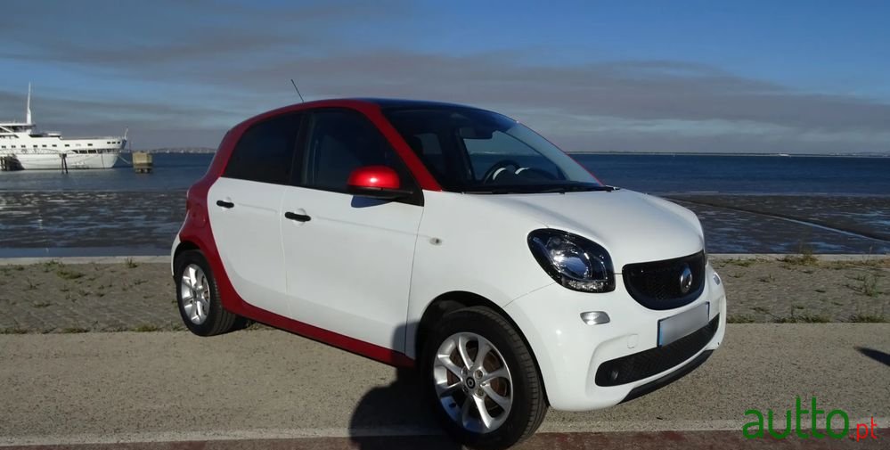 2018' Smart Forfour 1.0 Passion 71 photo #4