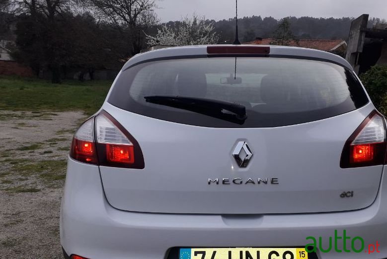 2015' Renault Megane photo #3