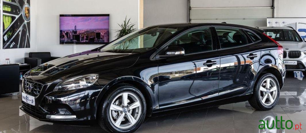 2015' Volvo V40 1.6 D2 photo #2