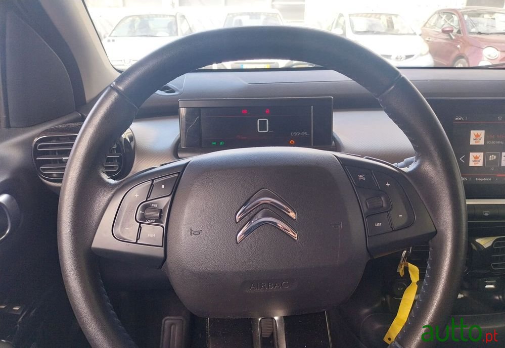 2019' Citroen C4 Cactus photo #5