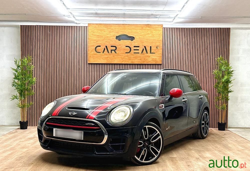 2018' MINI Clubman John Cooper Works photo #3