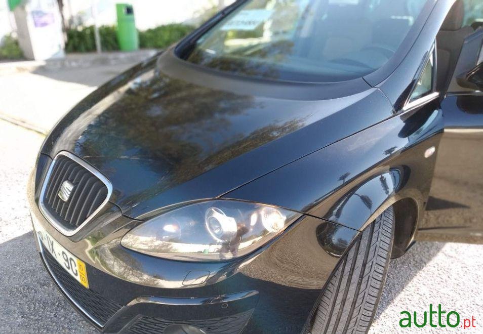 2010' SEAT Altea photo #1