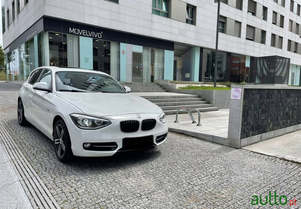2014' BMW Série 1 I Line Sport photo #2