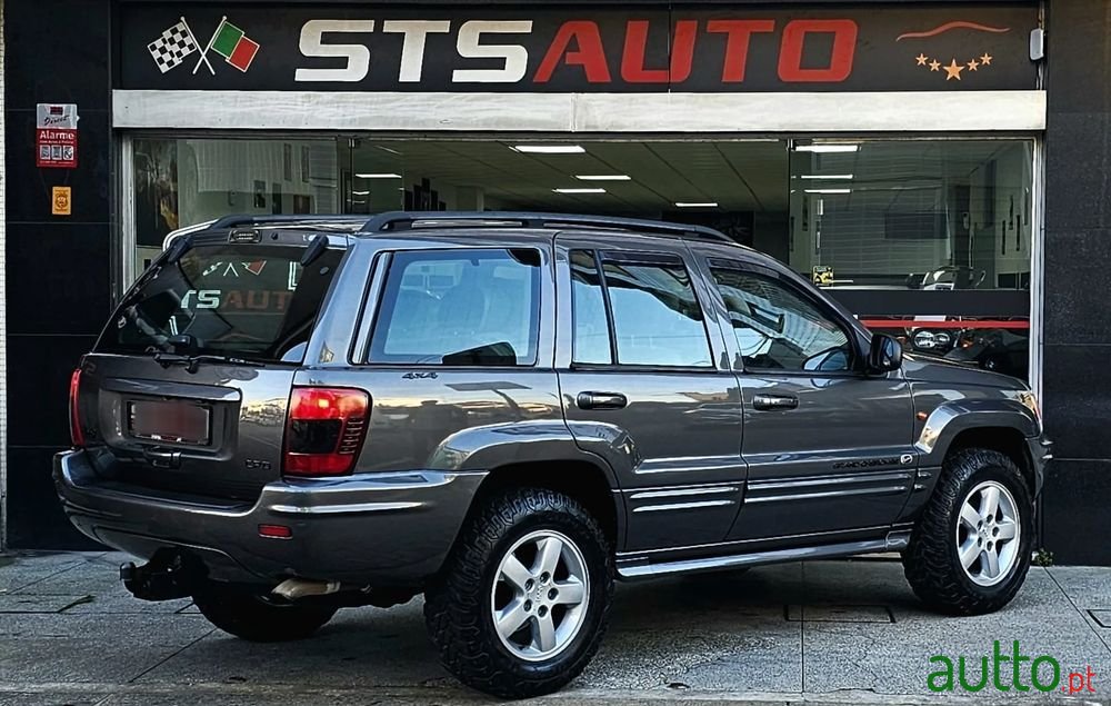 2003' Jeep Grand Cherokee photo #3