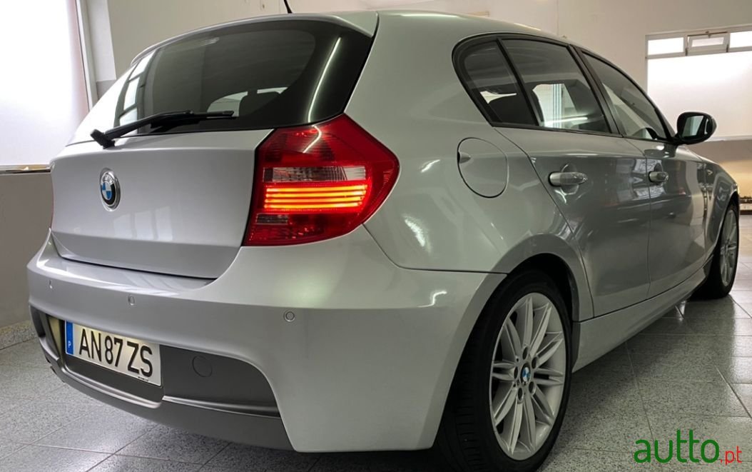 2010' BMW 118 photo #5