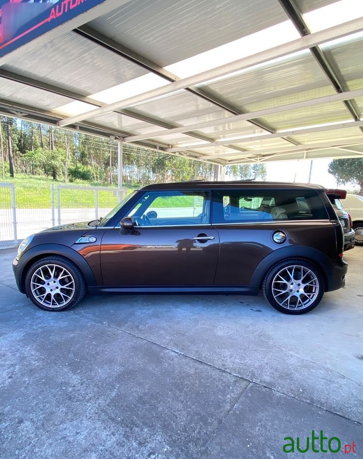 2008' MINI Clubman Cooper S photo #4
