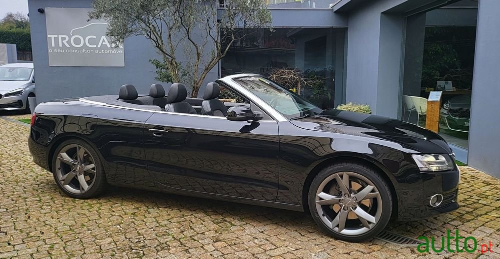 2009' Audi A5 Cabrio photo #6