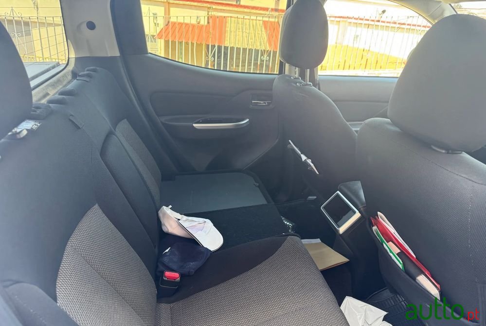 2022' Mitsubishi L200 photo #2