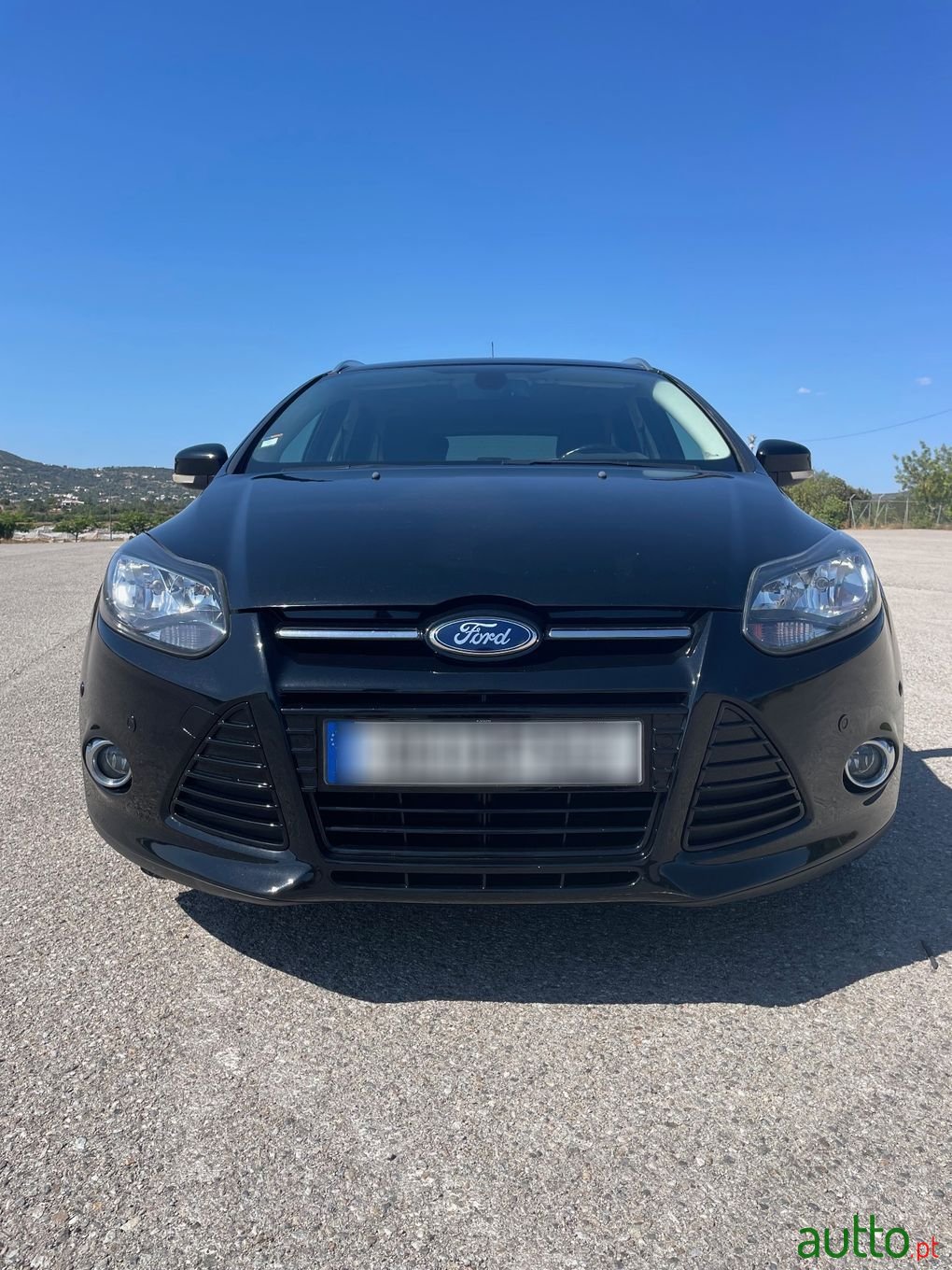 2014' Ford Focus Sw photo #1