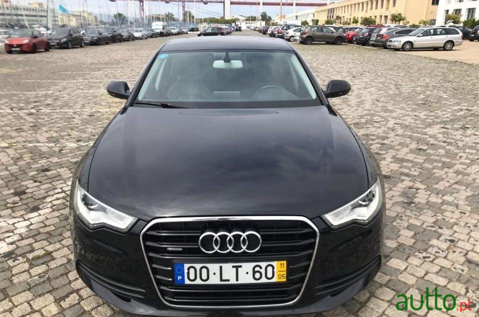 2011' Audi A6 Limusine photo #2