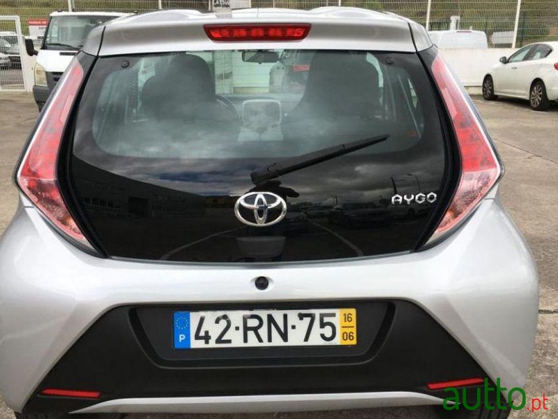 2016' Toyota Aygo photo #4