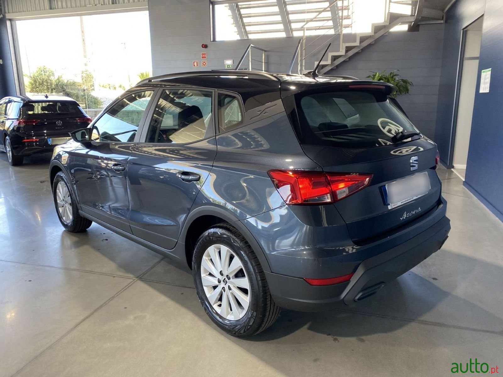 2023' SEAT Arona photo #3