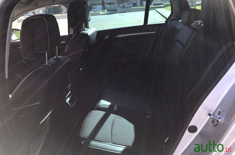 2018' Renault Megane Sport Tourer photo #4