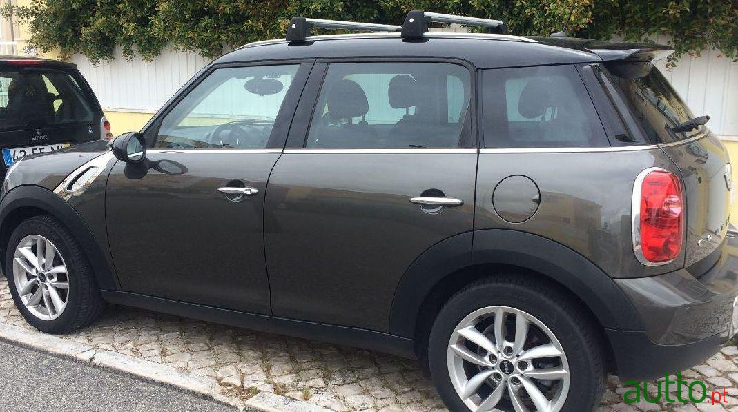 2014' MINI Countryman Cooper D photo #1