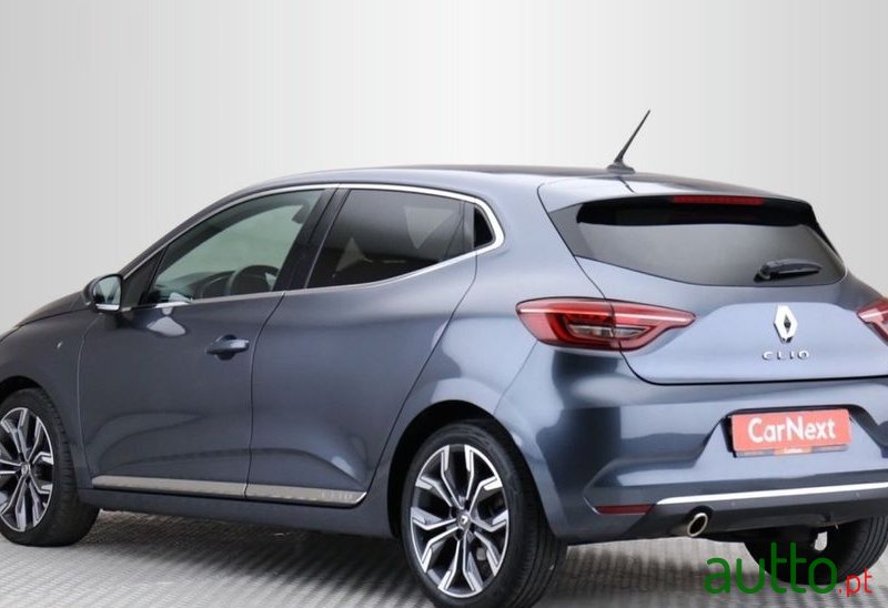 2021' Renault Clio photo #2