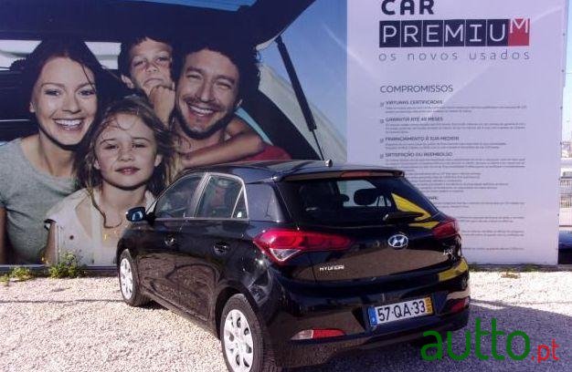 2015' Hyundai i20 1.1 Crdi Access photo #1