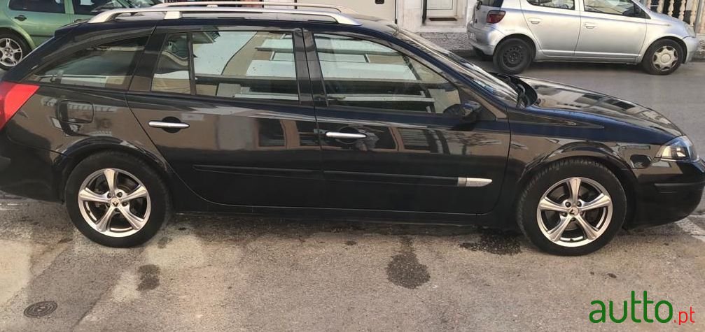 2006' Renault Laguna Break photo #5