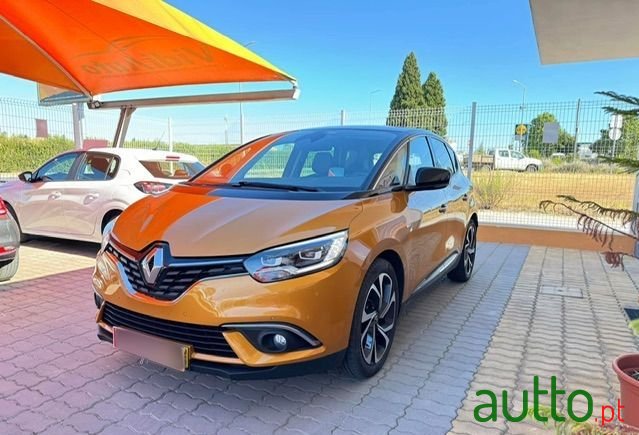 2019' Renault Scenic photo #4