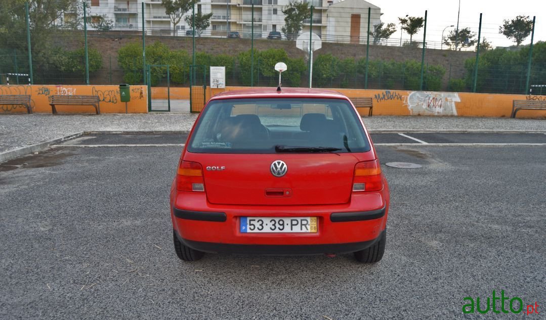2000' Volkswagen Golf photo #5