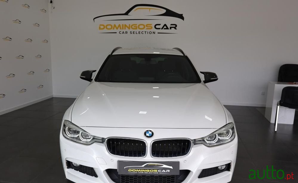 2017' BMW Série 3 D Pack M photo #4