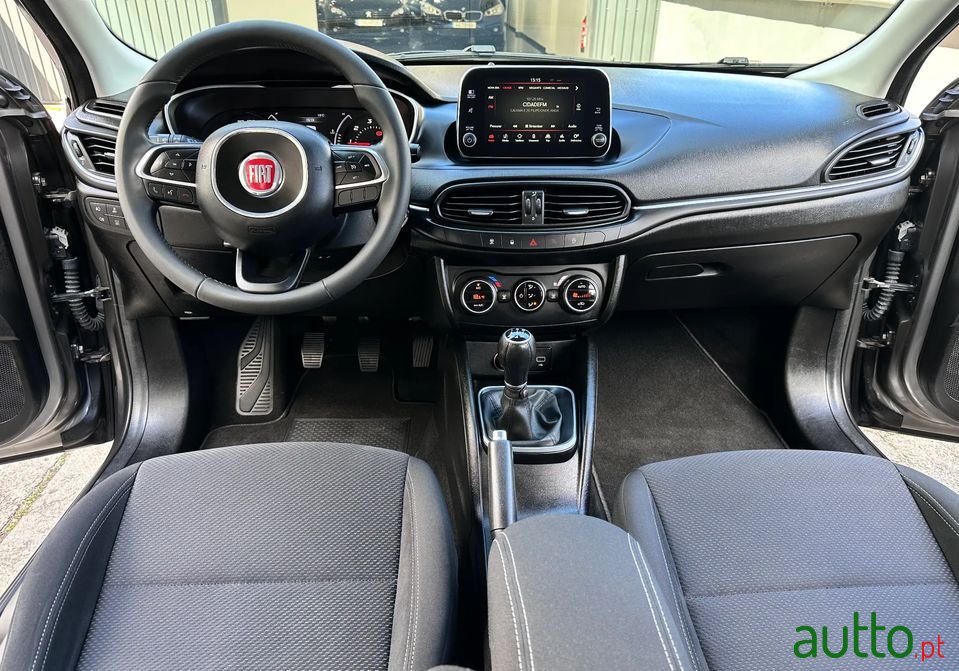 2016' Fiat Tipo photo #5