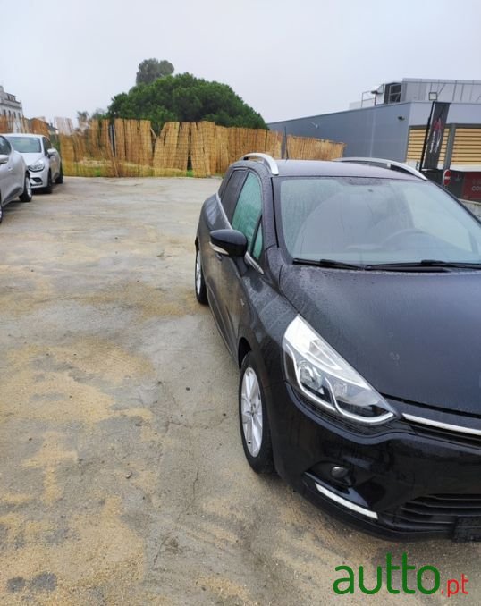 2018' Renault Clio photo #2