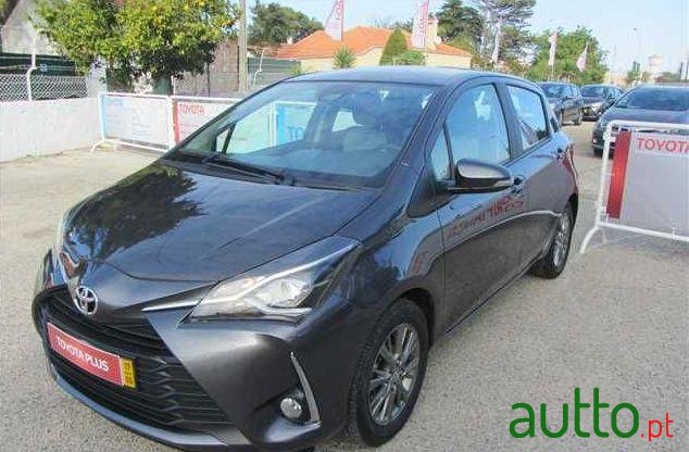 2017' Toyota Yaris photo #1