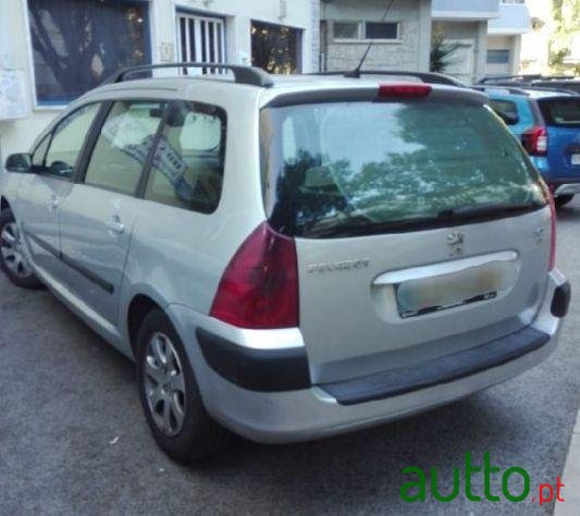 2004' Peugeot 307 Sw Break photo #4