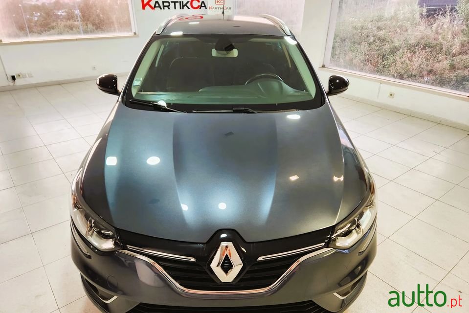2018' Renault Megane Sport Tourer photo #6