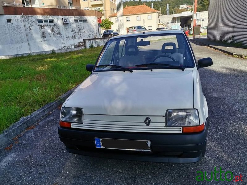 1990' Renault 5 photo #3